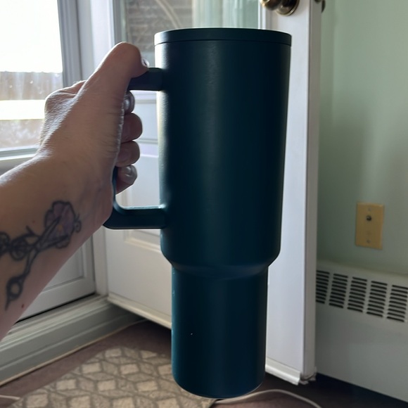 COPY - 40 oz tumbler - Picture 2 of 4